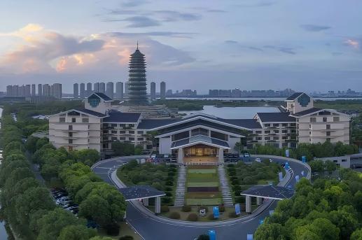 Hangzhou Blossom Water Museum Hotel